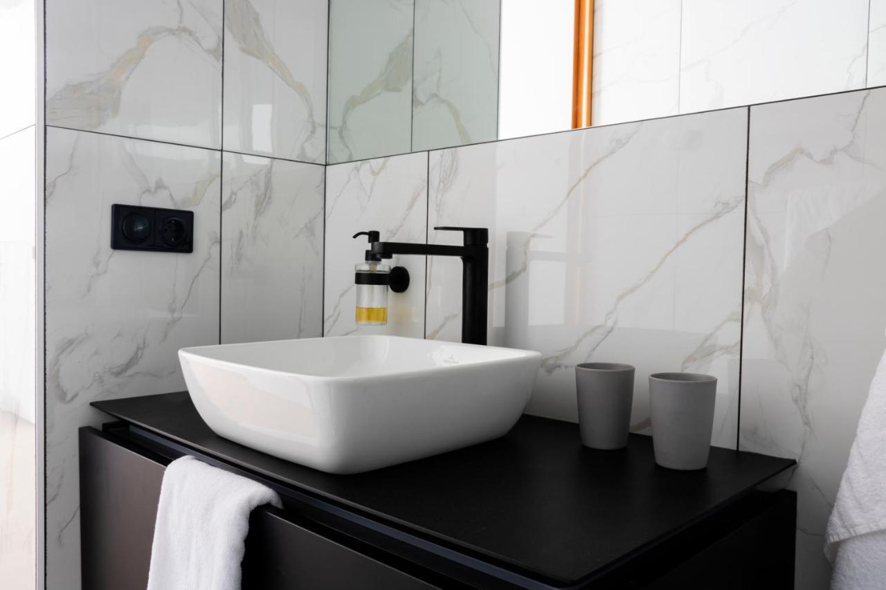 De 6 Linden Boutique Hotel 슬루이스 외부 사진