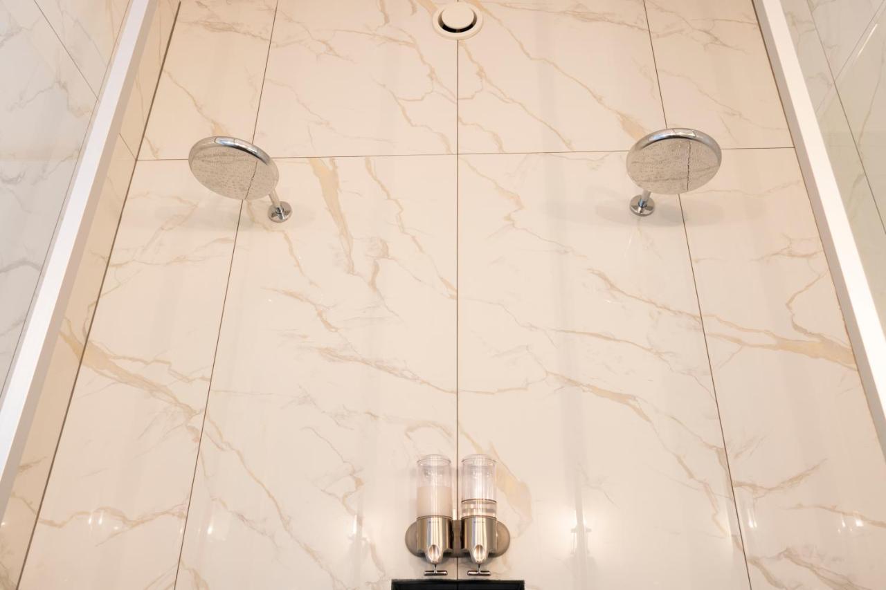 De 6 Linden Boutique Hotel 슬루이스 외부 사진