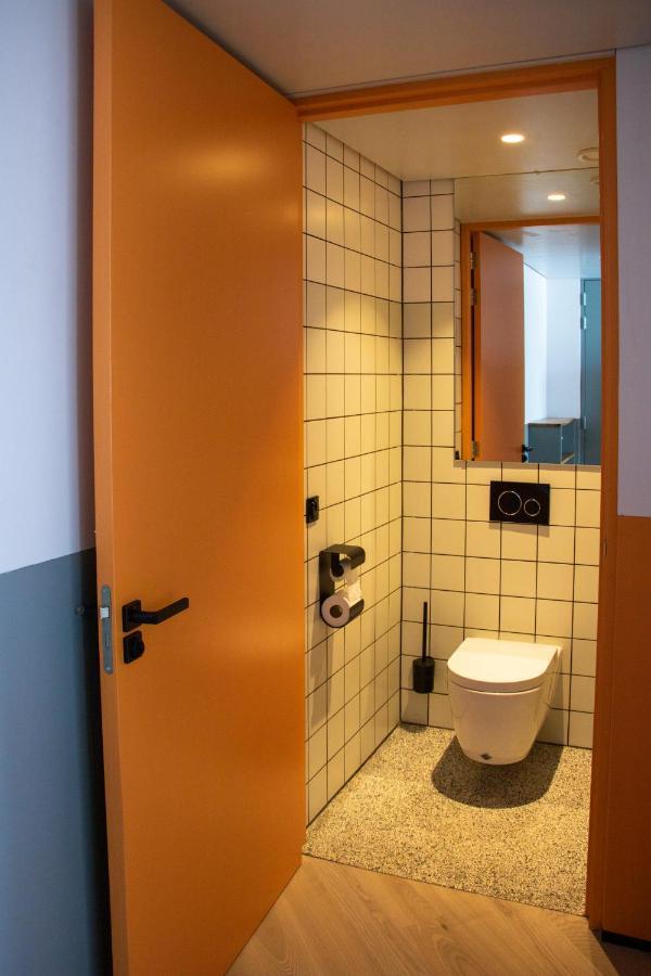 De 6 Linden Boutique Hotel 슬루이스 외부 사진