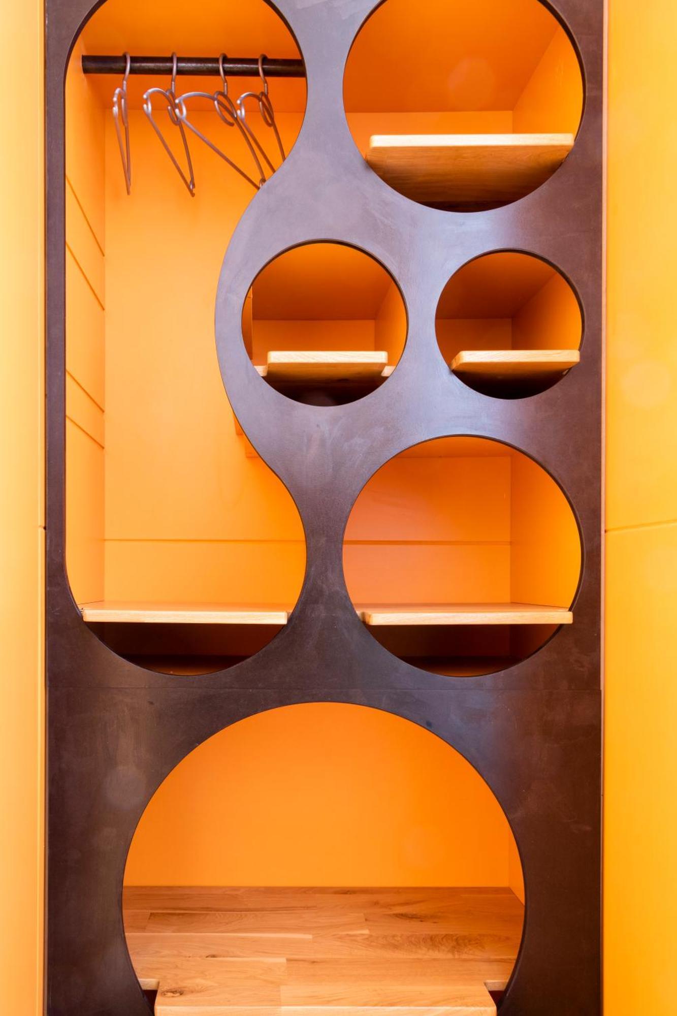 De 6 Linden Boutique Hotel 슬루이스 외부 사진